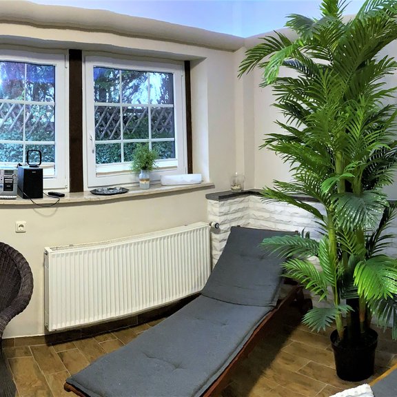 Sauna_Ruheraum_1.jpg 