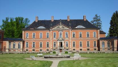 Schloss_Bothmer.jpg 